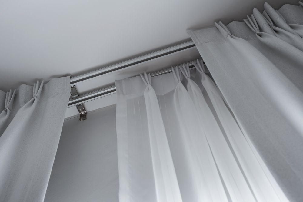Rideau rail promo plafond